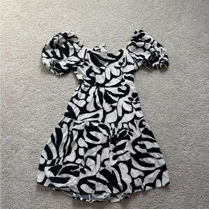 Stylish Black and Cream Patterned Mini Dress